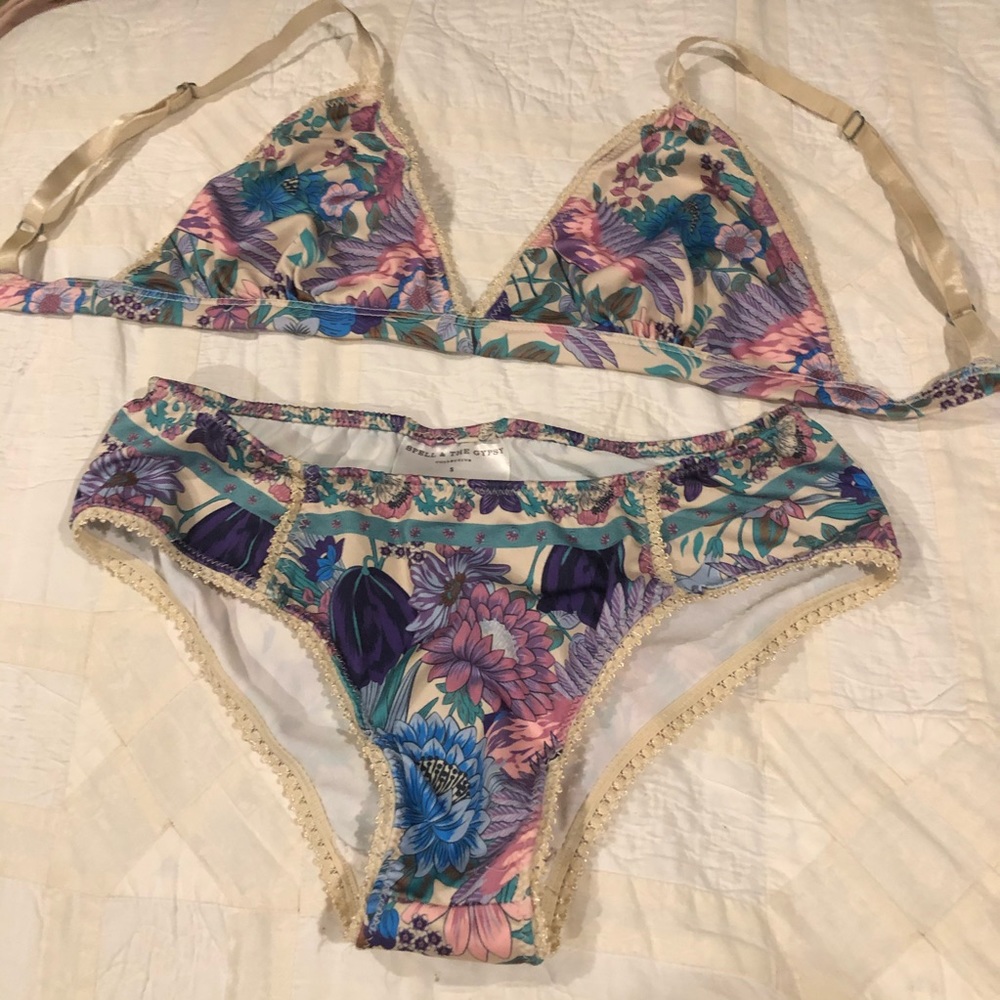 RESERVED! 💜siren song set